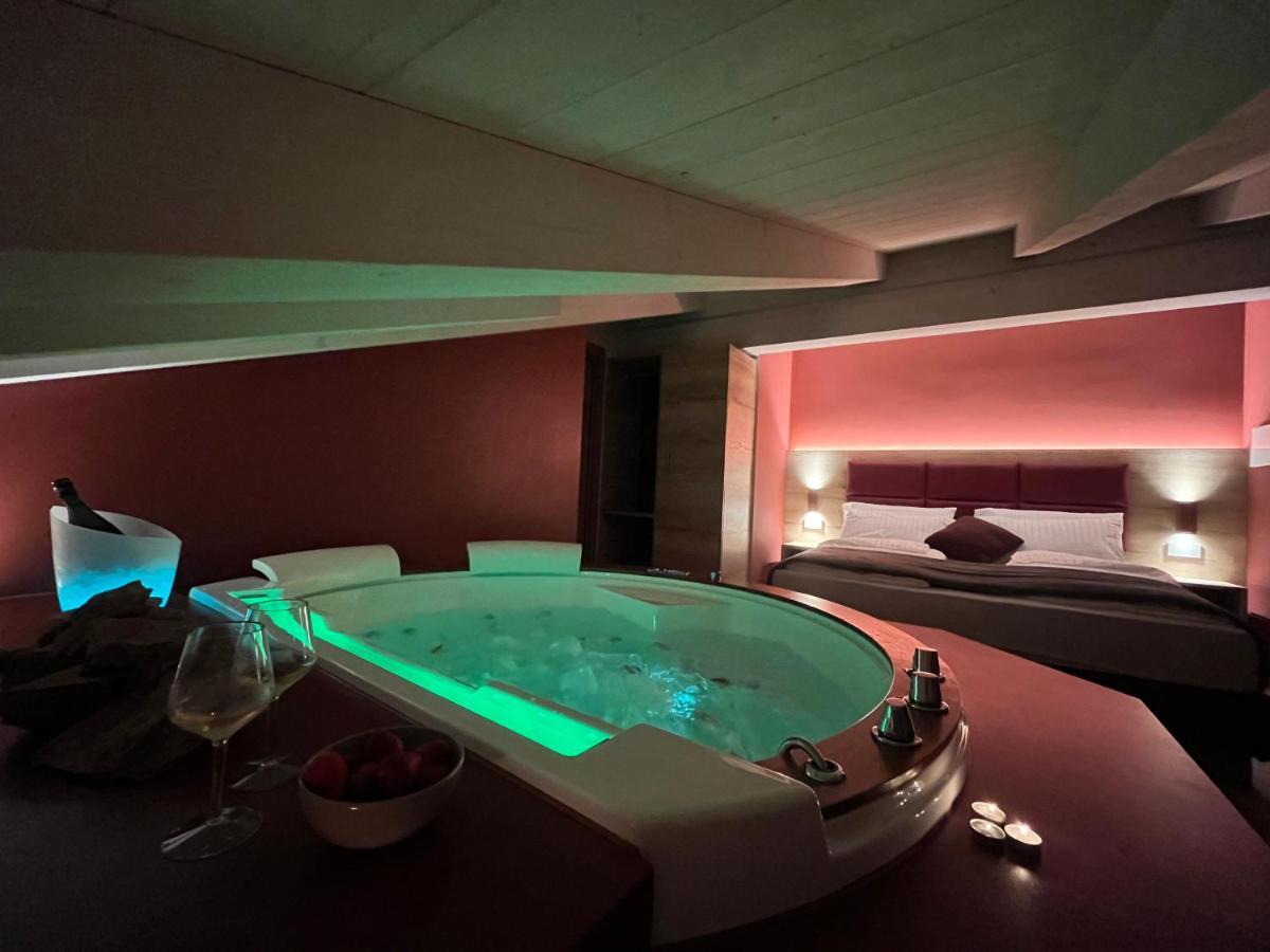Le Rocce Val Di Non - Quality Room & Breakfast Tassullo 外观 照片
