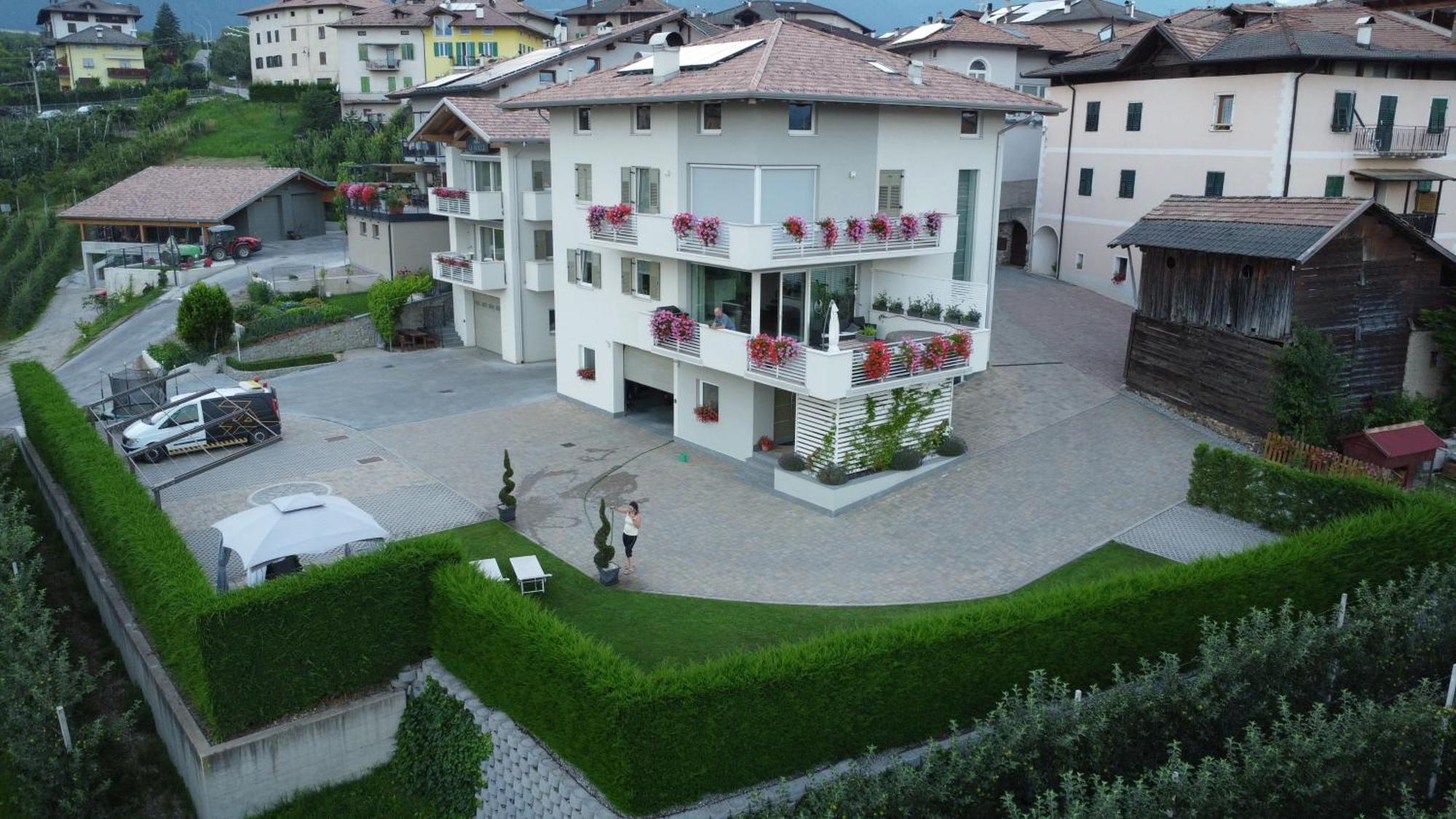 Le Rocce Val Di Non - Quality Room & Breakfast Tassullo 外观 照片
